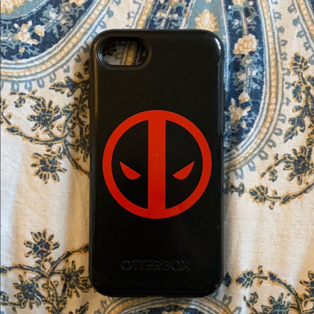 Deadpool black otterbox iPhone 8 case